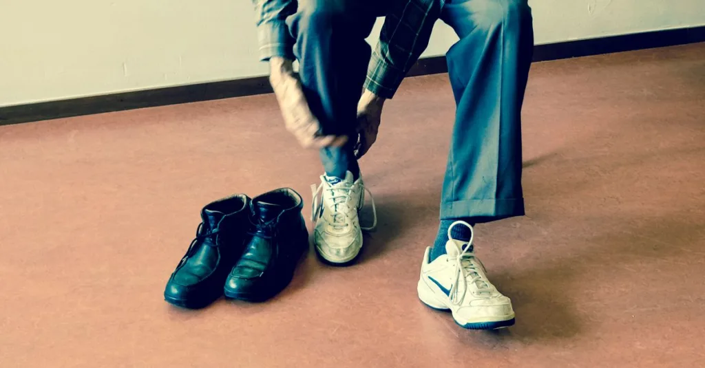 découvrez notre collection de chaussures idéales pour accompagner vos pantalons larges, alliant confort et style pour un look tendance et décontracté.